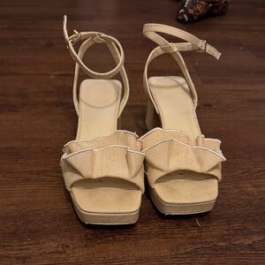 Dolce Vita Cream Cheer Heels